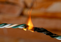 Tại sao dây điện bị nóng? Biện pháp phòng tránh HIỆU QUẢ